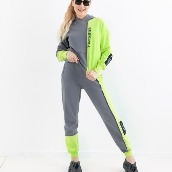 Anna Twinsies Women’s Patchwork Track Set - XS - Picture 4 of 4